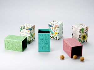 Custom Ornament Packaging